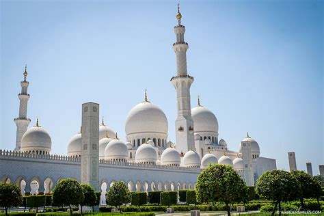 Tips For Visiting Sheikh Zayed Grand Mosque Abu Dhabi Wanders Miles