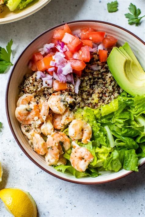 Lemon Chili Shrimp Quinoa Bowl Recipe Skinnytaste Recipe In 2020 Shrimp And Quinoa Quinoa