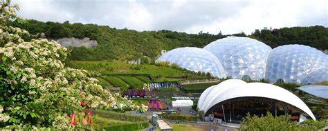 A Day At The Eden Project Eden Project Tourist Rainforest Biome