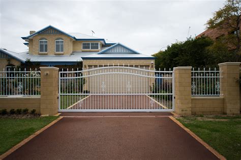 Driveway Gate Options Ranked Least To Most Expensive Fencemakers