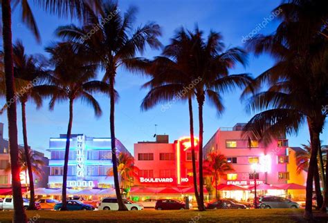 Miami Beach Florida At Sunset Stock Editorial Photo © Fotozapad 83817406