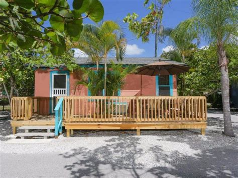 20 Of Floridas Most Charming Beachfront Cottages Beachfront Cottage