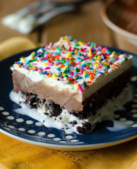 Speedy Ice Cream Cake Ice Cream Sandwich Cake Tasty Recipes