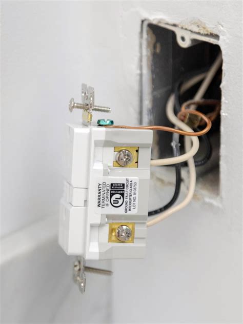 How To Wire A Gfci Outlet With Multiple Outlets Free Wiring Diagram