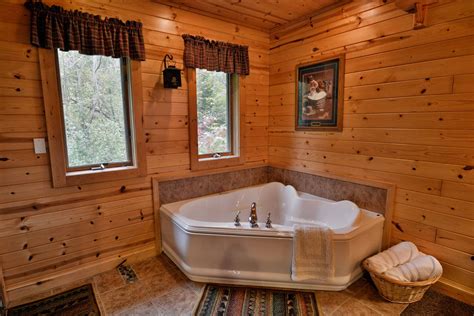 Cottage 14 Romantic Cabin With Jacuzzi Tub In Bayfield Wisconsin