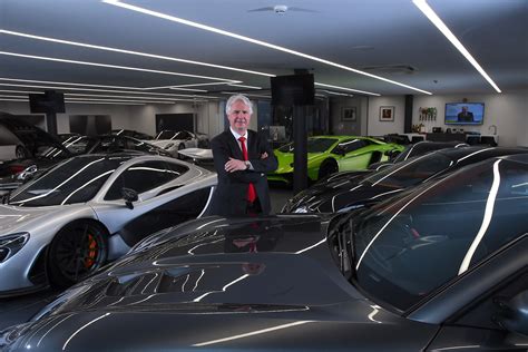 Car dealer, türkçe dil desteği içeren bir galerici olma simülasyonudur. Britain's most controversial car dealer: Tom Hartley on ...