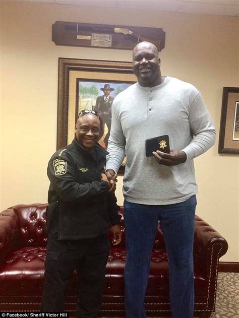 Shaquille Oneal Announces Plans To Run For Sheriff Daily Mail Online