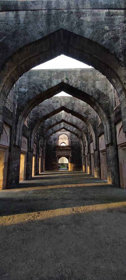 Hindola Mahal Of Mandu Madhya Pradesh India Stock Image Image Of