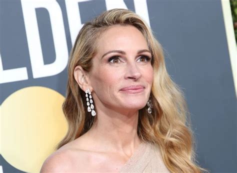Julia Roberts The Renowned Hollywood Actress Recently Surprised Her
