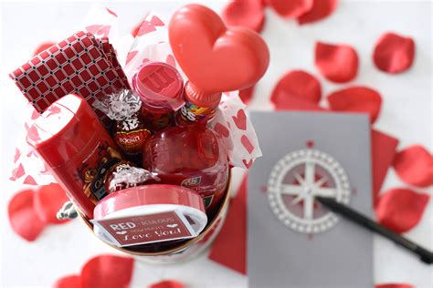 50 valentine's day gift ideas for stylish women 2021. Cute Valentine's Day Gift Idea: RED-iculous Basket