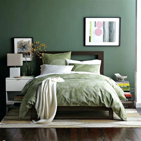 Green Walls Bedroom Earthy Bedroom In Green Green Bedroom Walls