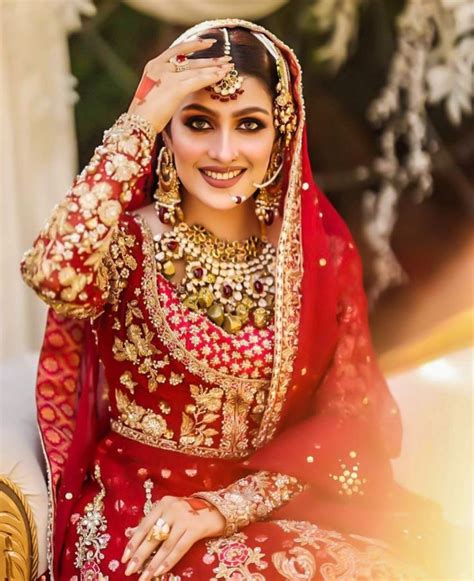 Ayeza Khans Beautiful Bridal Photoshoot The Odd Onee Pakistani
