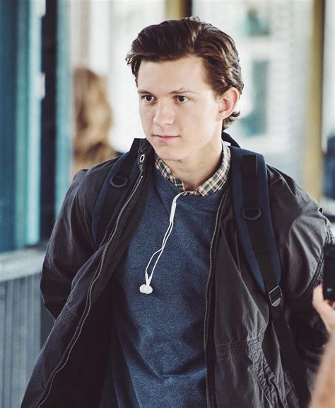 Peter parker wears his heart on his sleeve. Tom Holland, new Peter Parker - Spidey | Tom holland ...