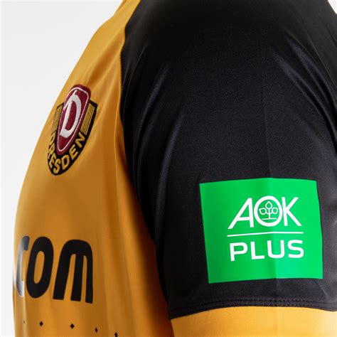 Latest fifa 21 players watched by you. Dynamo Dresden 2020-21 Craft Home Shirt | 20/21 Kits ...