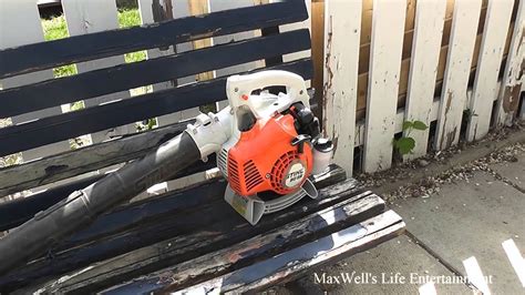 Turn choke off.sometimes died when giving throttle.2 stroke normal.let it warm up a minute.go to town. cold start old start of a stihl bg 55 leaf blower maxwellsworld - YouTube