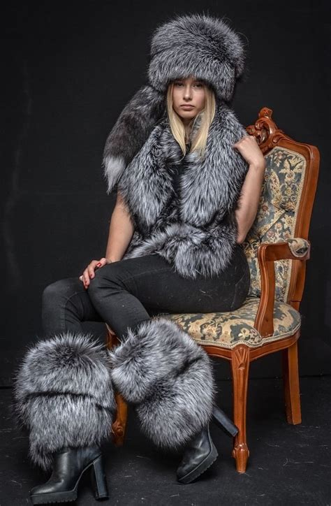 Saga Furs Natural Silver Fox Fur Royal Winter Posh Handmade Set Ebay
