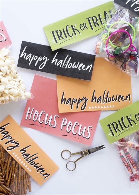 Free Printable Halloween Treat Bag Toppers Alice And Lois