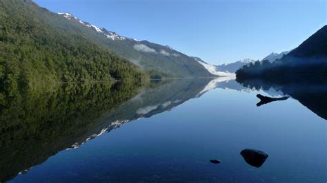 Hollyford Track Hiking In New Zealand