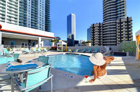 Walk to local restaurants and enjoy great amenities. Hampton Inn & Suites by Hilton Miami Brickell Downtown ...