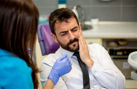 understanding tooth sensitivity causes and symptoms dentistring
