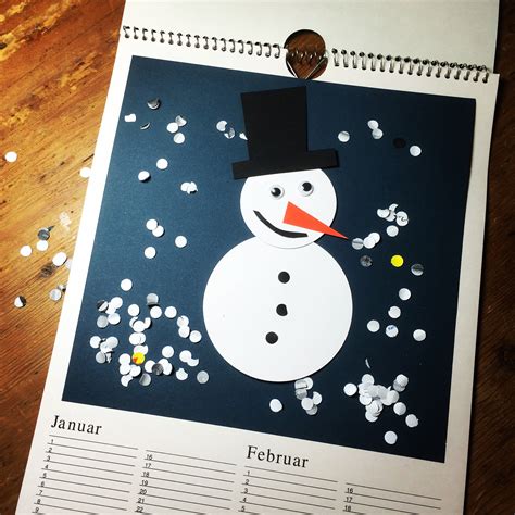Verwende deine lieblingsfotos oder die fotos deiner liebsten und gestalte selbst einen fotokalender. A4 - Dauer-Kalender zum Selbstgestalten-0400500