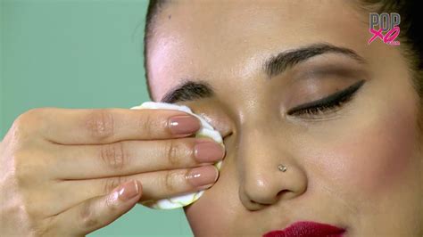 How To Remove Makeup The Right Way Popxo Youtube