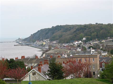 Wales, constituent unit of the united kingdom that forms a westward extension of the island of great britain. Mumbles (district) - Wikipedia