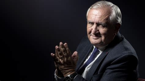 Jean Pierre Raffarin Un Homme Politique Atypique