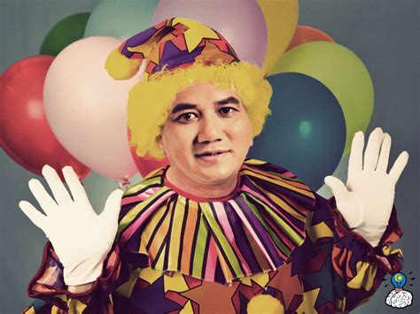 Di muka pintu rumah personaliti azwan ali, wajah ibu tercinta mak tom menunggu dengan penuh debaran kelibat anak tersayang, yb azmin ali. Azmin Ali Dan Lim Guan Eng Maskot Kegagalan Pakatan ...