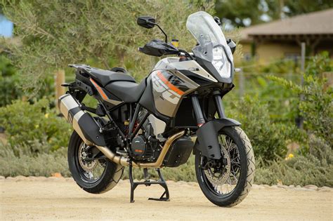 Ktm's flagship adventure also known as ktm 1190 adventure r / s motorcycle up to 2016. KTM 1190 Adventure First Ride Review | GearOpen