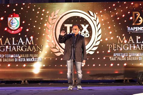 Pemkot Makassar Beri Penghargaan Tax Award Ke 26 Wajib Pajak