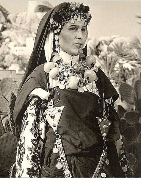 Mythodea — Berber Woman Morocco Ca 1940s Berber Women Traditional
