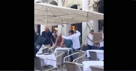 Il Video Della Rissa Al Gran Caffè Chioggia Di Piazza San Marco A