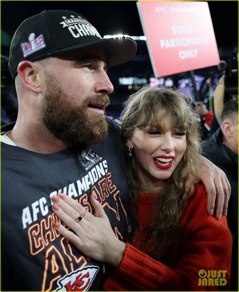 Taylor Swift Embraces Travis Kelce On Field After Chiefs Clinch Super