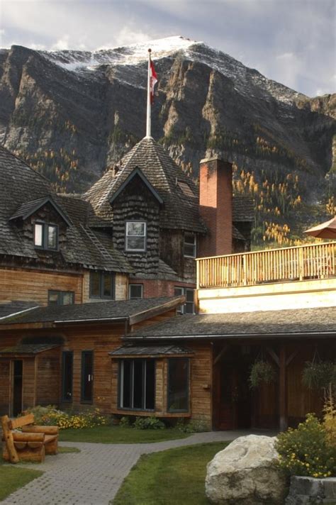 7 Of The Coolest Places To Stay In Alberta Keep Exploring