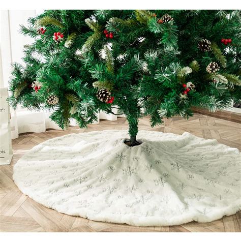 Amazons White Christmas Tree Skirts Look Like Snow Entertainment Daily