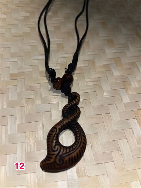 Hawaiian Māori Polynesian Necklace With Honu Turtle Maui Etsy