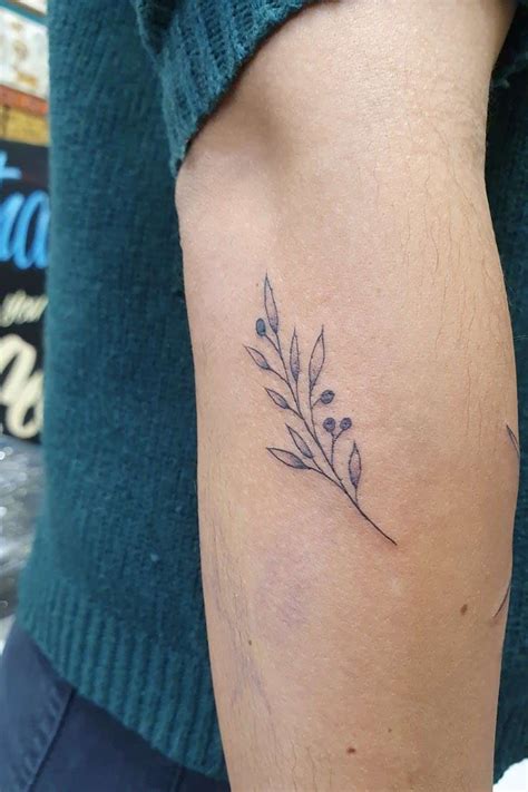 30 Best Olive Branch Tattoo Design Ideas 2021 Updated Tattooed Martha