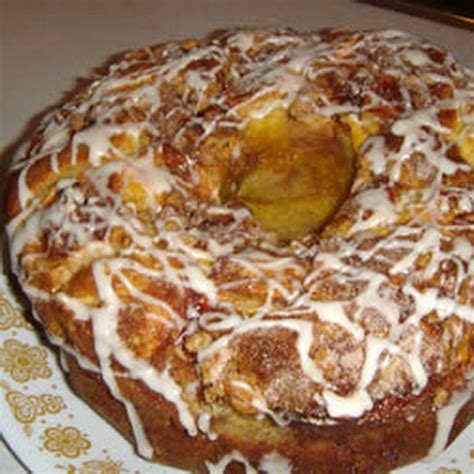 Preheat oven to 350°f (176°c) and prepare three 8 inch cake pans with parchment paper in the bottom and baking spray on the sides. Sour cream, Yellow cake mixes and Apple coffee cakes on Pinterest