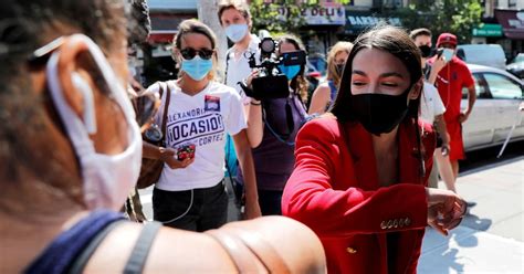 Us Justice Department Charges Texas Man With Threatening To Assassinate Alexandria Ocasio Cortez