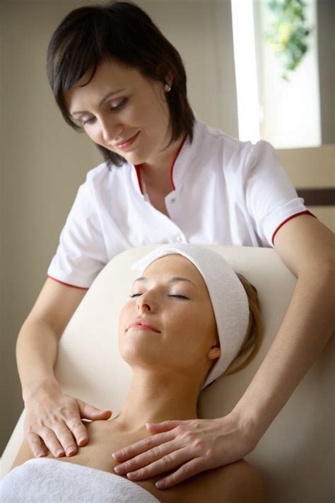 Pure Spa Direct Blog Facial Products That Every Massage Therapist