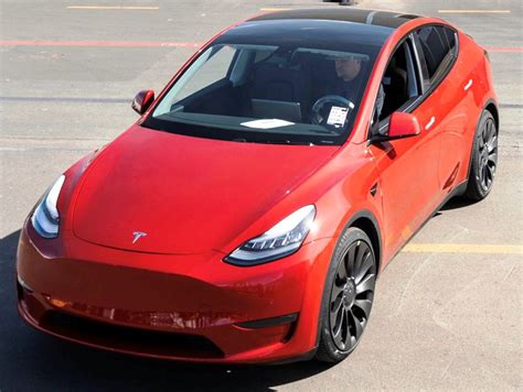 Tesla Rolls Out One Millionth Electric Vehicle A Model Y