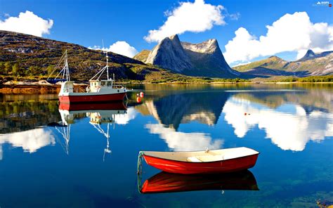 Boats Reflection Clouds Lake Mountains Ships Wallpapers 2560x1600
