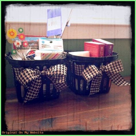 40 best graduation gifts for girls to celebrate like so many other moms, ree drummond typically spends her kids' graduations crying for ninety years. Graduation Gift İdeas - target baskets gussied up - Women ...