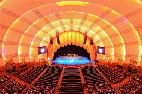 The 24 Most Spectacular Theaters In The Us Theater Architecture