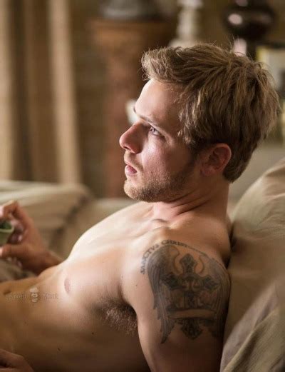 Max Thieriot Nude Scenes And Tasty Video Clips Tumbex