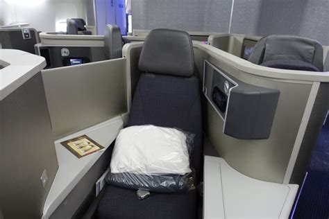 American Airlines Boeing 777 200er Business Class Seats Photos