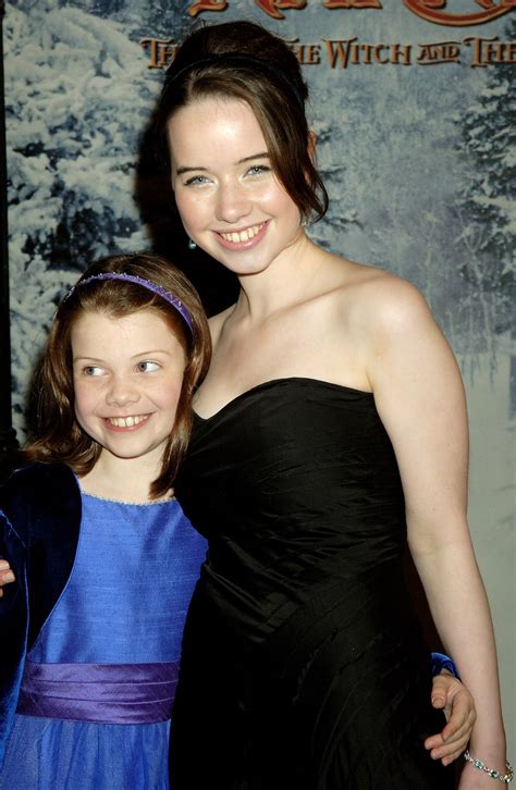 Anna Popplewell And Georgie Henley Anna Popplewell Photo 1459490