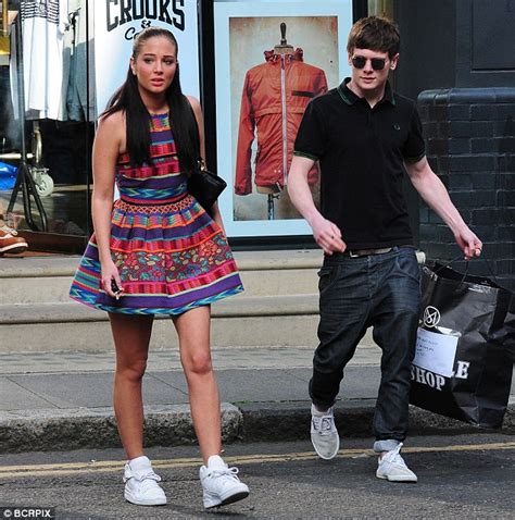 World News Blogspot Tulisa Dons Racy Red Dress For Romantic Date With