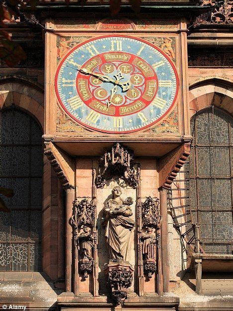 Great collection of animated ticking clock gif pics. Ornate: One of the city's clocks. The 15th Century ...